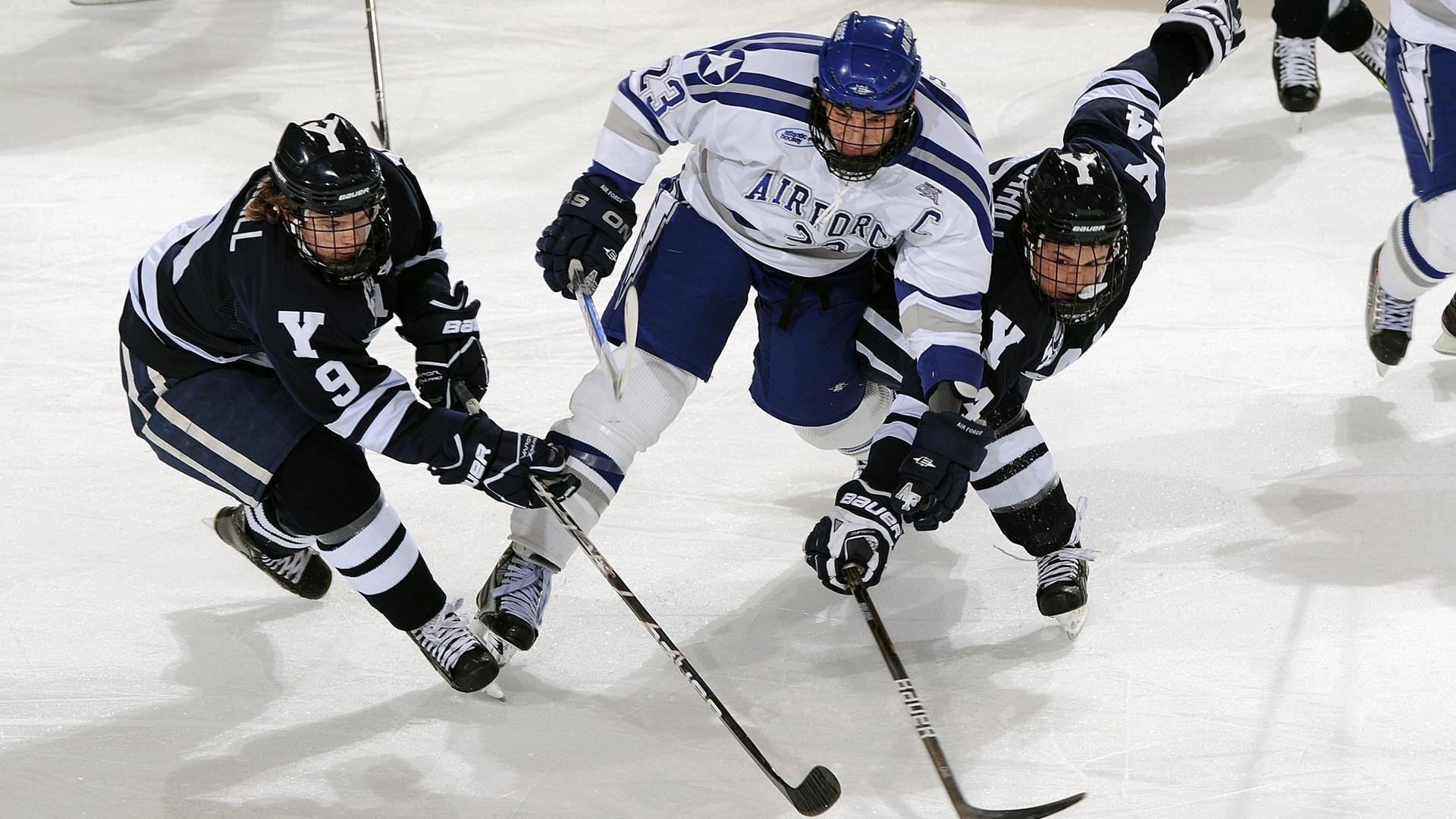 KAIYUN 中国大陆-瑞士队在比赛场上展现出出色的防守表现，瑞士队的打法