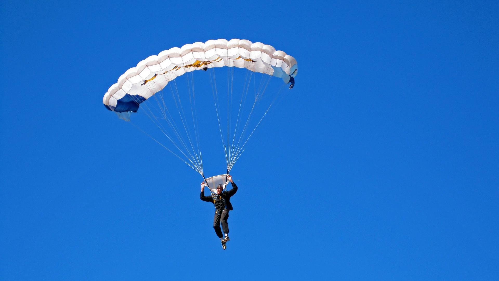开云网页版登录入口-中国篮球运动员三分投篮技术训练方法探讨，三分投篮比赛